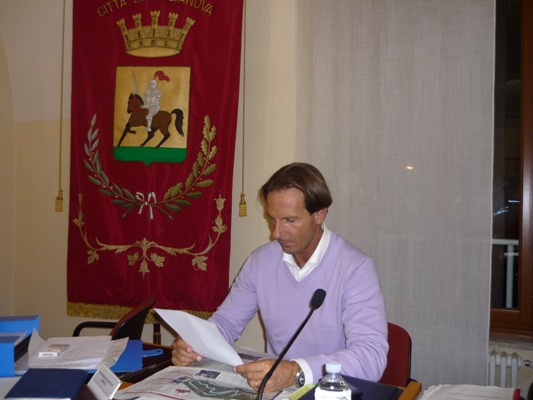 foto sindaco in Consiglio
