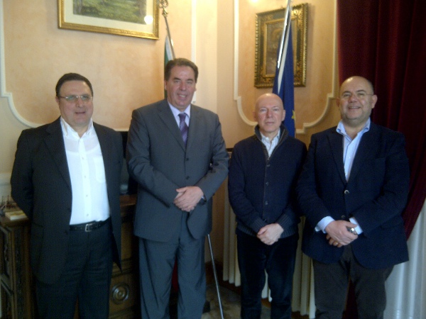 Il Presidente Di Giuseppantonio con il prof. Di Martino e i vertici Alesa