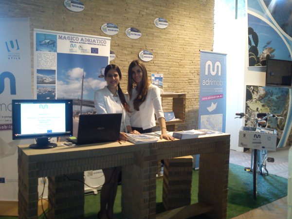 Lo stand di Adrimob ad Ecotur