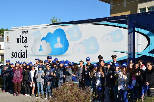 Polizia una vita da social