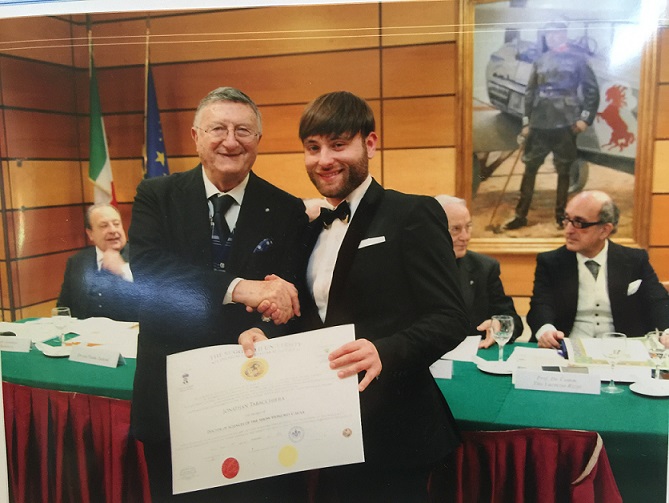 Laurea Tabacchiera