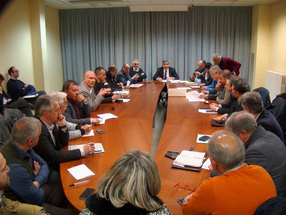 D'Alfonso e sindaci cratere