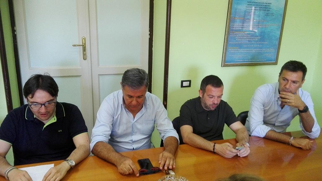 conferenza stampa sospiri