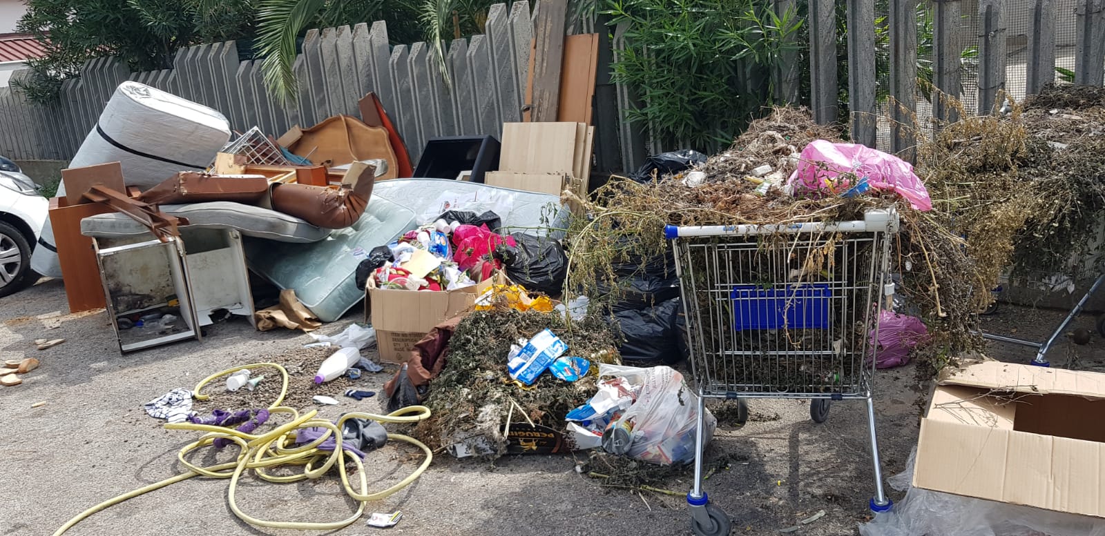 Montesilvano rifiuti abbandonati