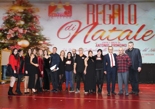 Regalo Di Natale Staff