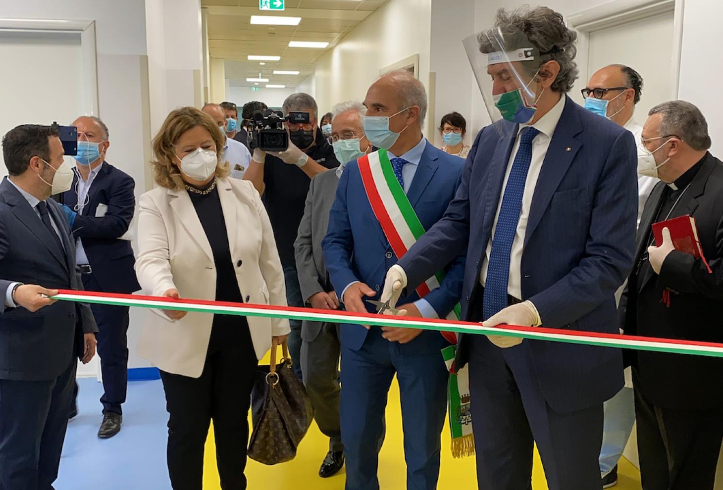 Pescara_OspedaleCOvid_Inaug