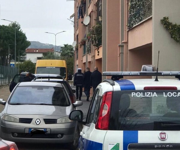 SGOMBERO VIA RIMINI