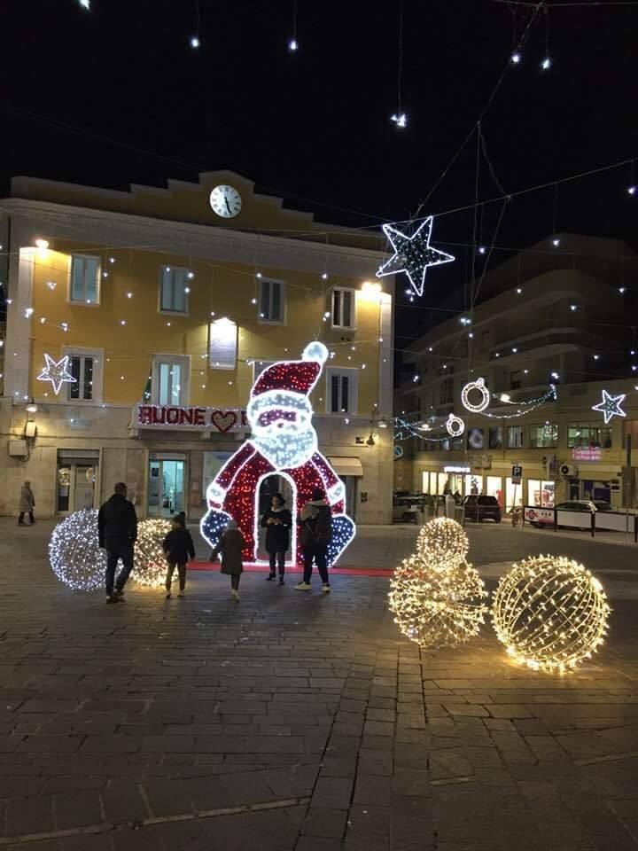 Ortona_addobbi_Natalizi