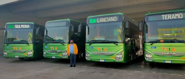 bus TUA