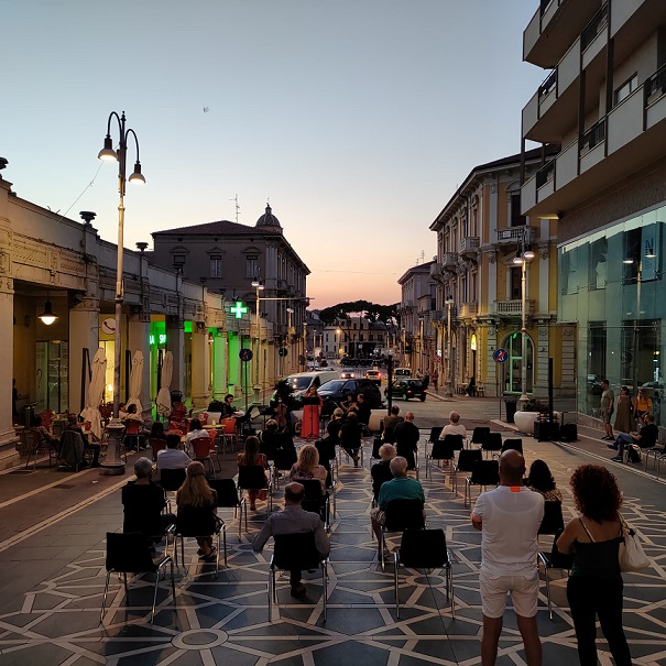 Lanciano_manifestazione_Musica_Commercio