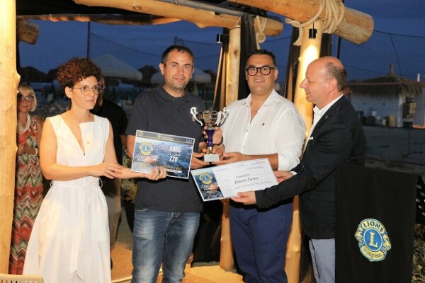 Roberto Furlone con il presidente Di Domanicantonio e Daniela Faraone