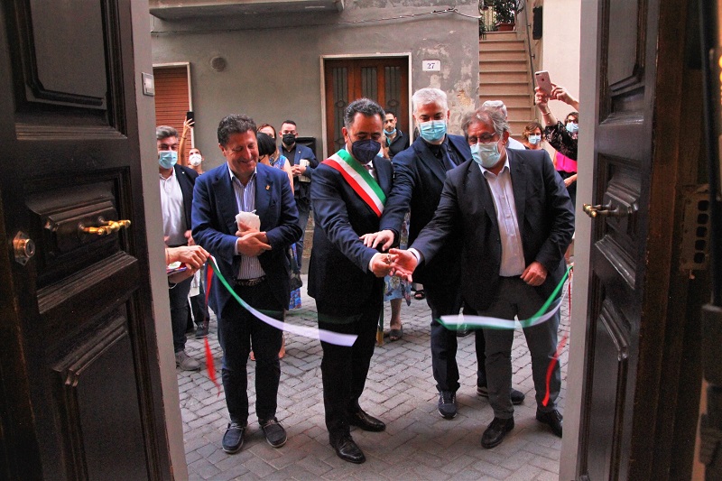 Mostra_Taglio_nastro
