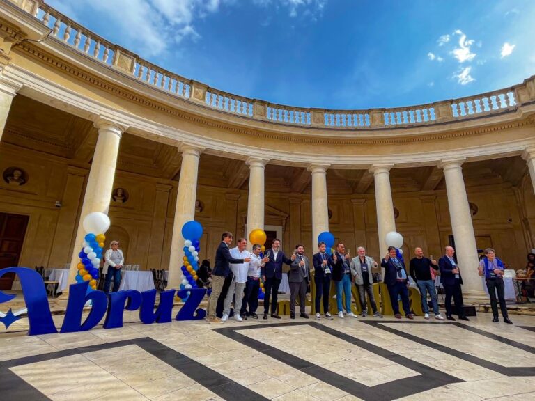 Abruzzo_in_bolla_gruppo