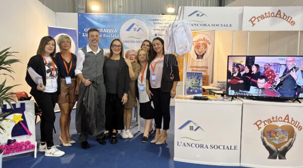 Praticabile e Ancora a Progress