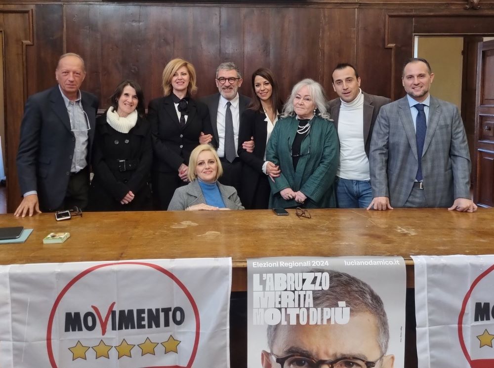 Conferenza-Stampa-di-Presentazione-Candidati-M5S-LAquila_2-Febbraio