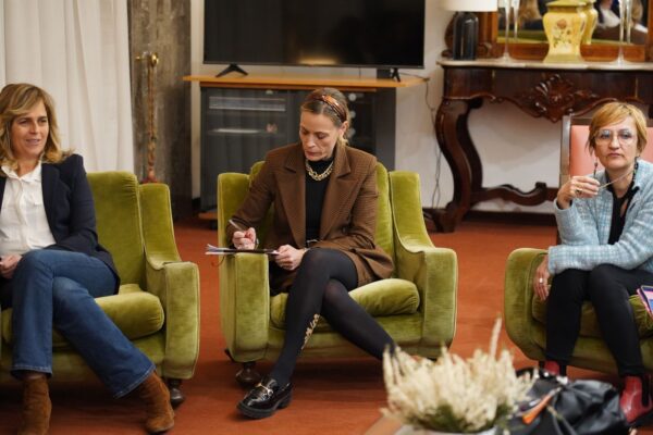 INCONTRO DONNE 1