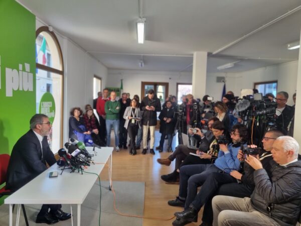 Luciano DAmico conferenza dopo elezioni