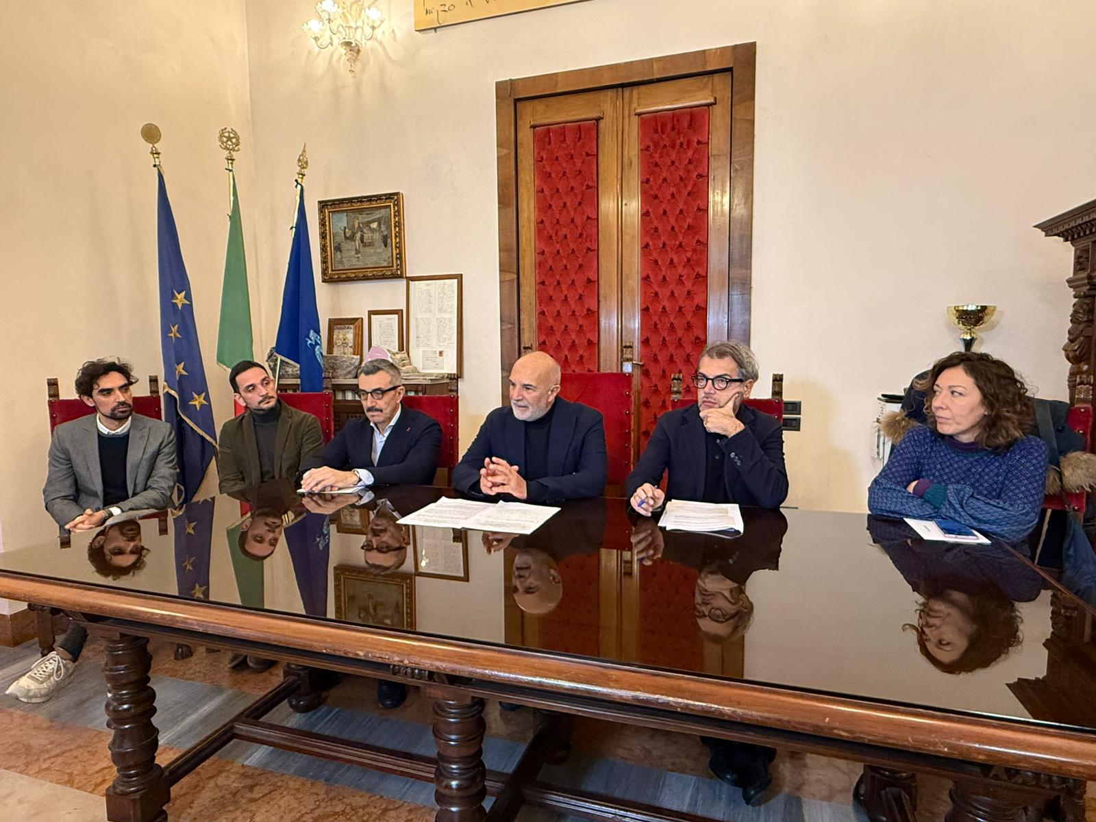 Pescara conferenza piano freddo 13 dic 24