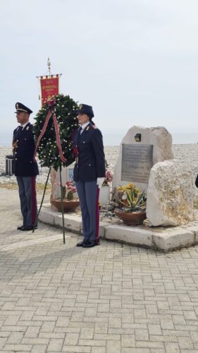 Fossacesia Intitolazione polizia 25