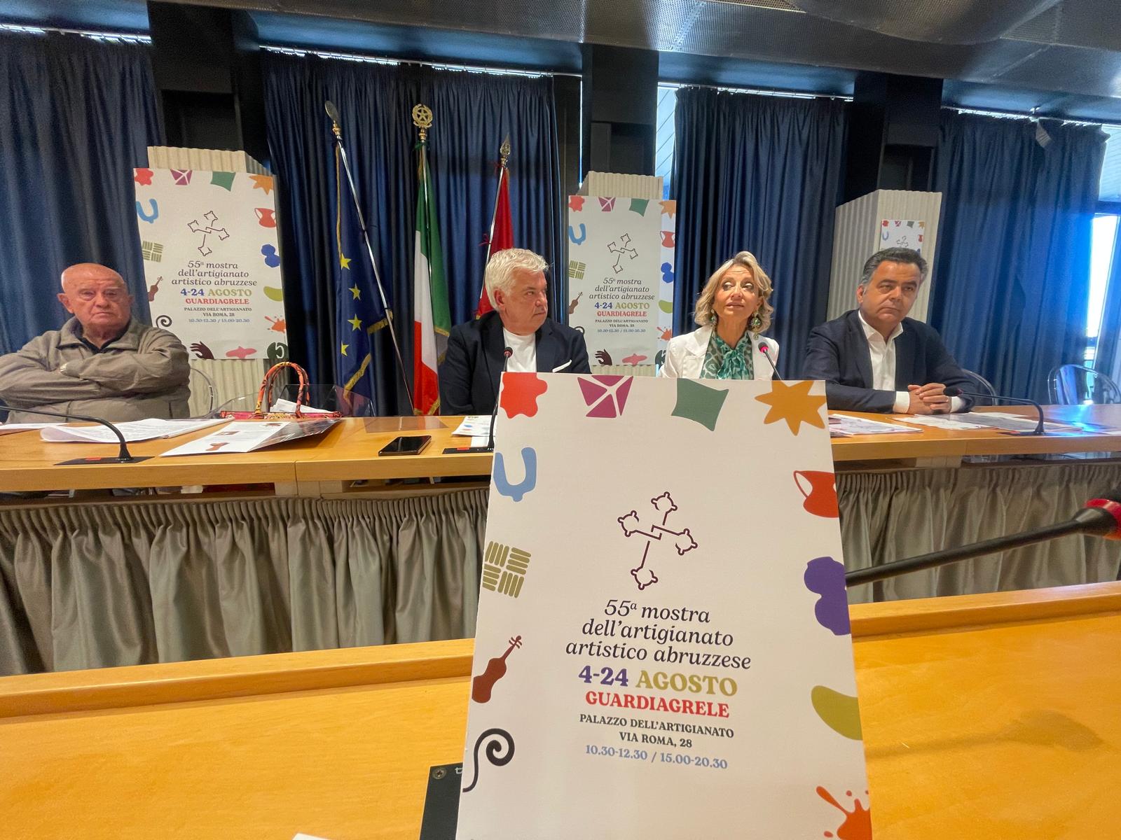 conferenza stampa mostra artig 2025
