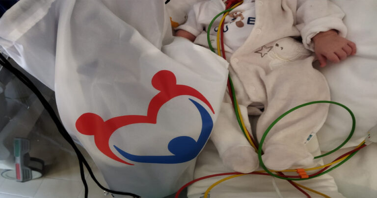 Chieti Pediatria Vigili del Fuoco Uova Pasqua 1