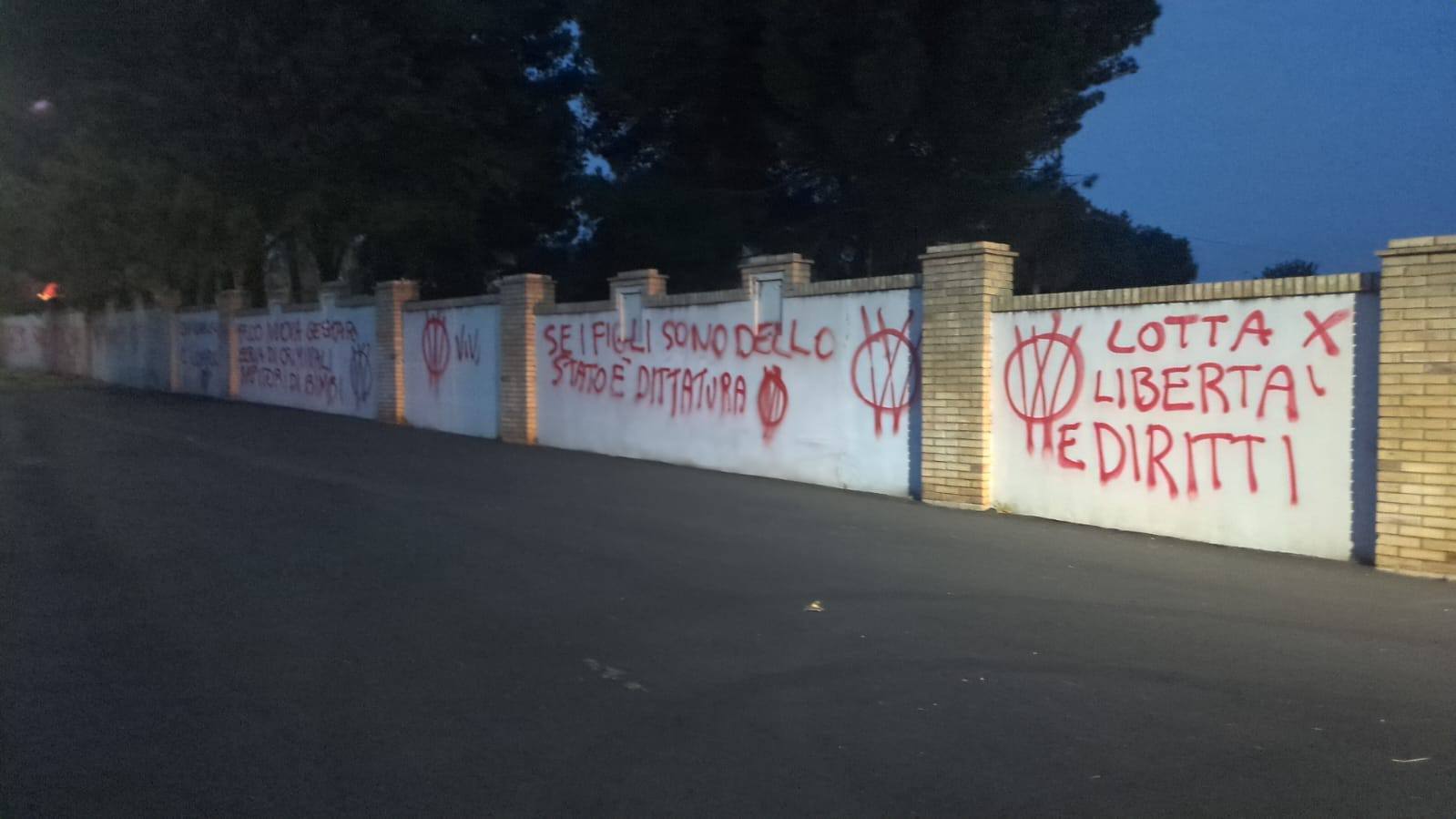 Vasto mura imbrattate