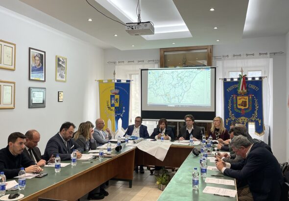 foto consiglio provinciale straordinario