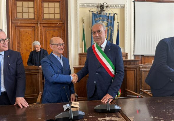 Giovanni Legnini sindaco con Ferrara