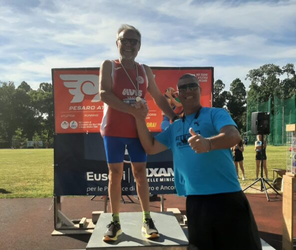 Luigi Di Lello Podistica Vasto maglia rossa
