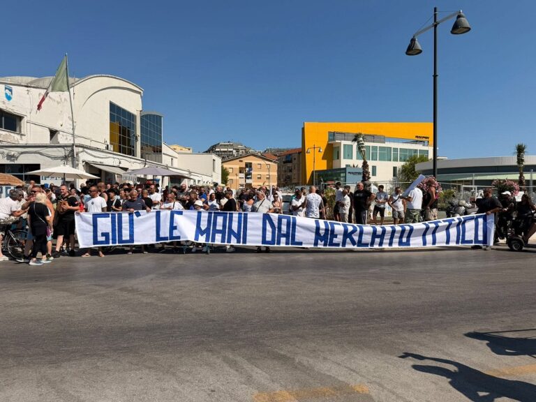 Protesta marineria Pescara