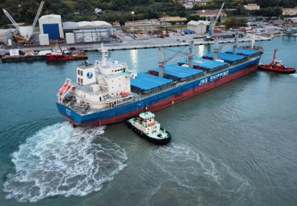 Ortona approdo nave JNS SEA